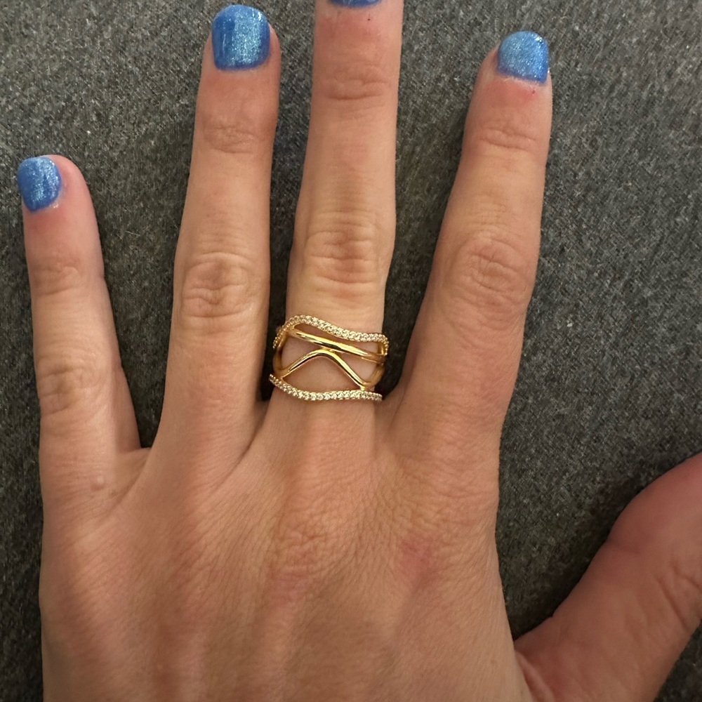 Pandora Swirling Lines Ring